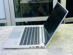 New Laptop HP EliteBook 830 16GB Intel Core I7 SSD 512GB