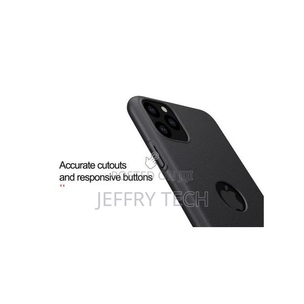 Nillkin Frosted Case for iPhone 11 Pro Max - Black - thumbnail 2
