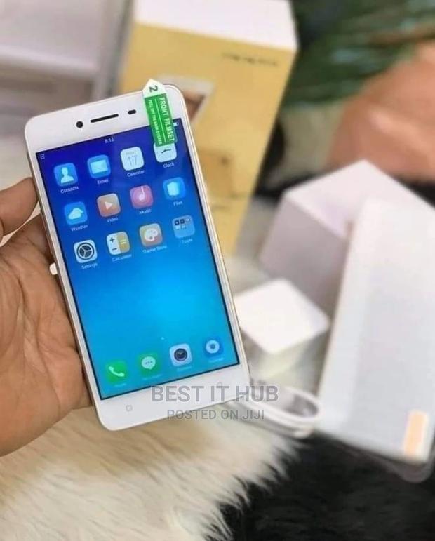 Oppo A37 16 GB Gold - main view