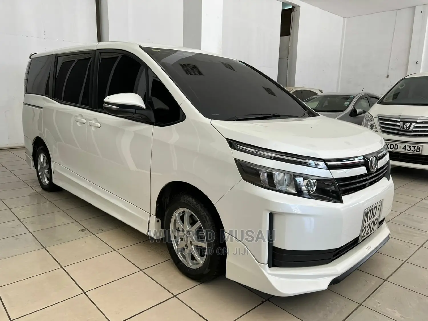 Toyota Voxy 2015 White