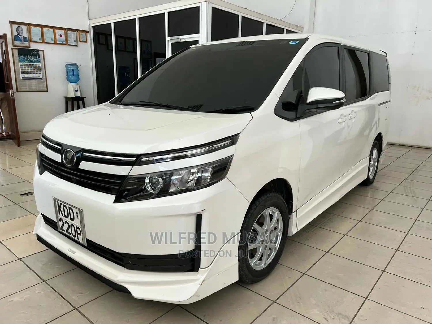 Toyota Voxy 2015 White