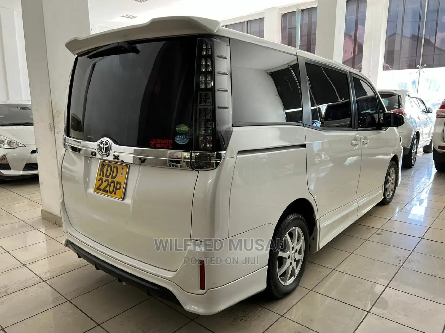 Toyota Voxy 2015 White
