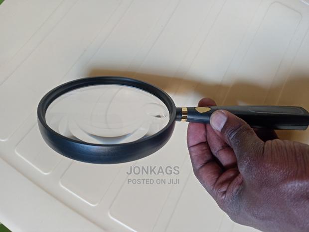 2/13 Magnifier Lens