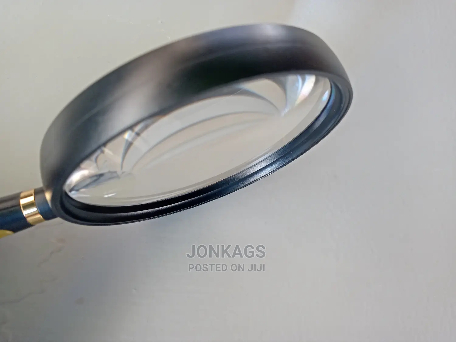 Hand-Held Magnifying Glass 110mm
