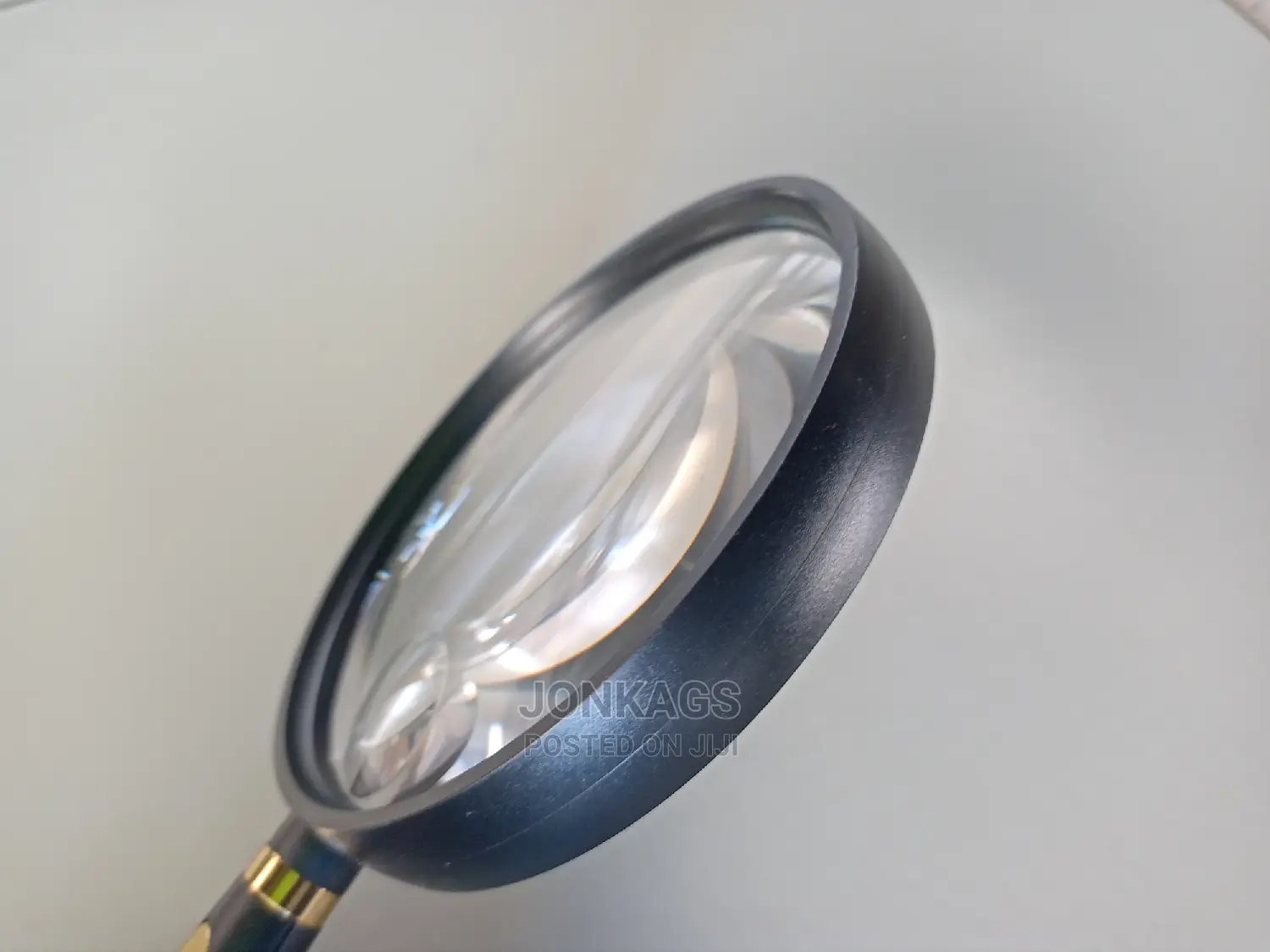 Hand-Held Magnifying Glass 110mm