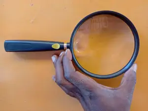 2 in 1 Hand Held Magnifier With 110mm Diameter