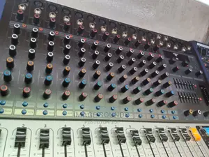 Powered Mixer Ctop Kv12channel