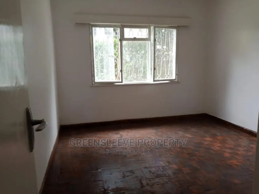 4bdrm Bungalow in Livington, Kilimani for Rent