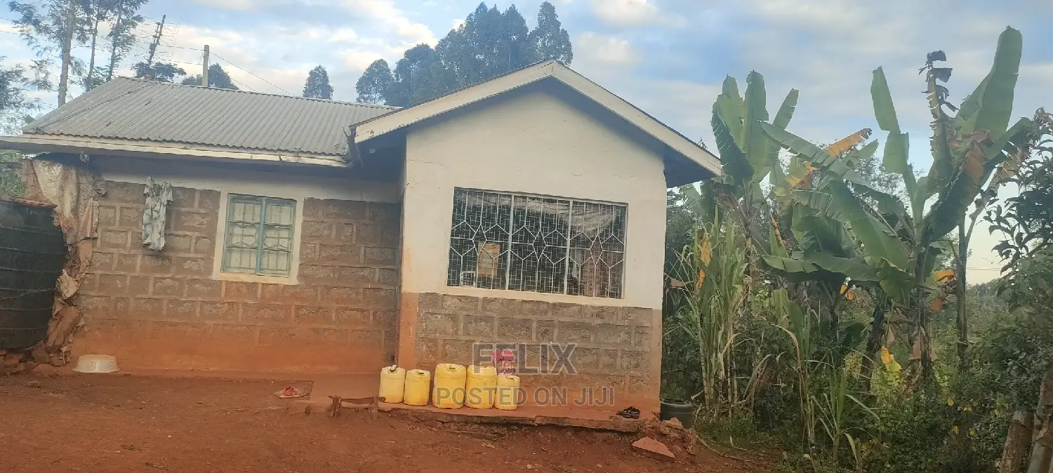 1/4 Plot Karatina/Kiawarigi 2bdrm House