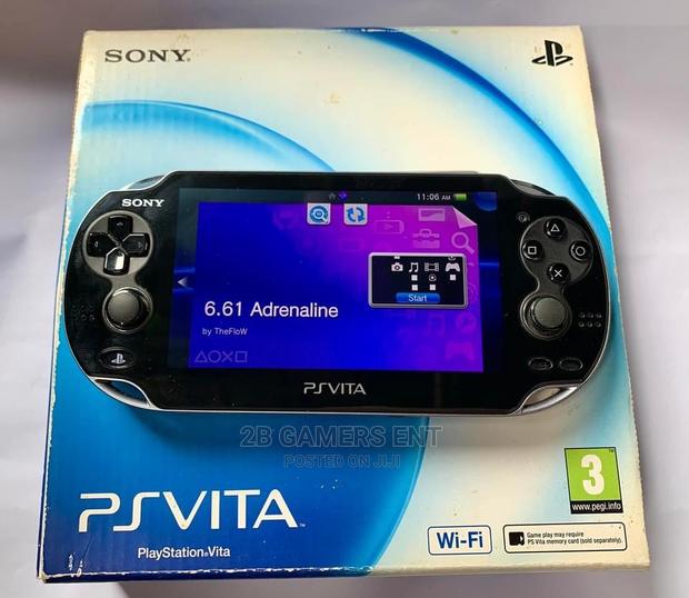 Ps Vita , Slim Chipped, Used - main view