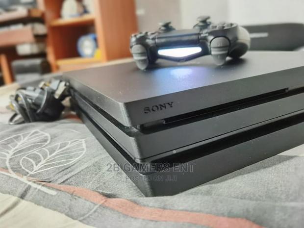 Play Station 4 Pro, Used Like New - thumbnail 2