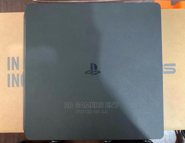 Slim Play Station 4, 2 Pads, Used - thumbnail 5