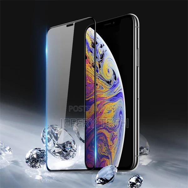 Tempered Glass Screen Protector for iPhone X / XS - thumbnail 2