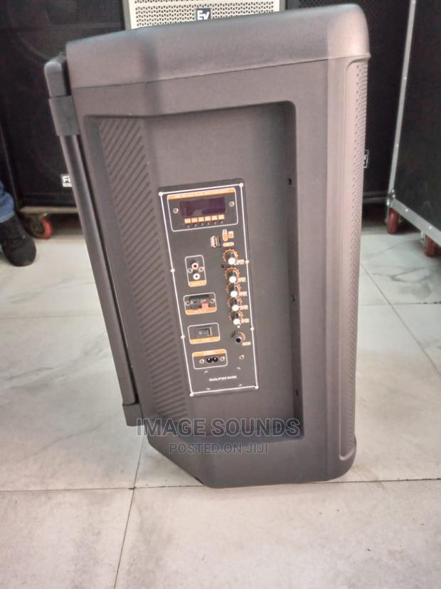 Powered Speaker EON15" - thumbnail 2