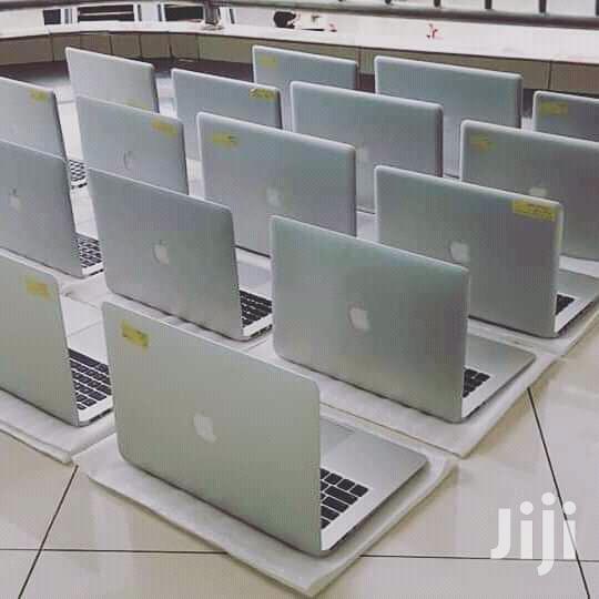 Laptop Apple MacBook Pro 4GB Intel Core i5 HDD 500GB - thumbnail 3