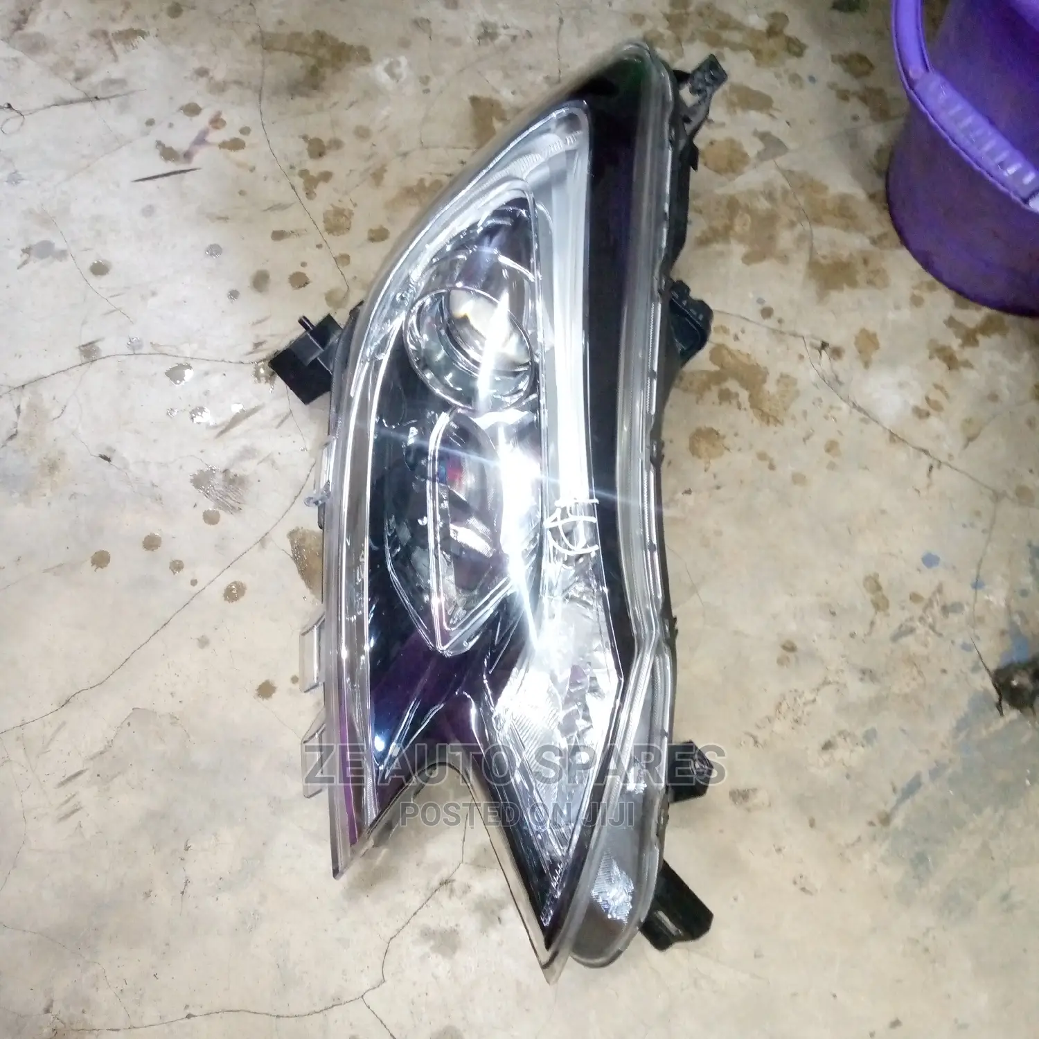 Nissan Note 2012 Xenon Headlight
