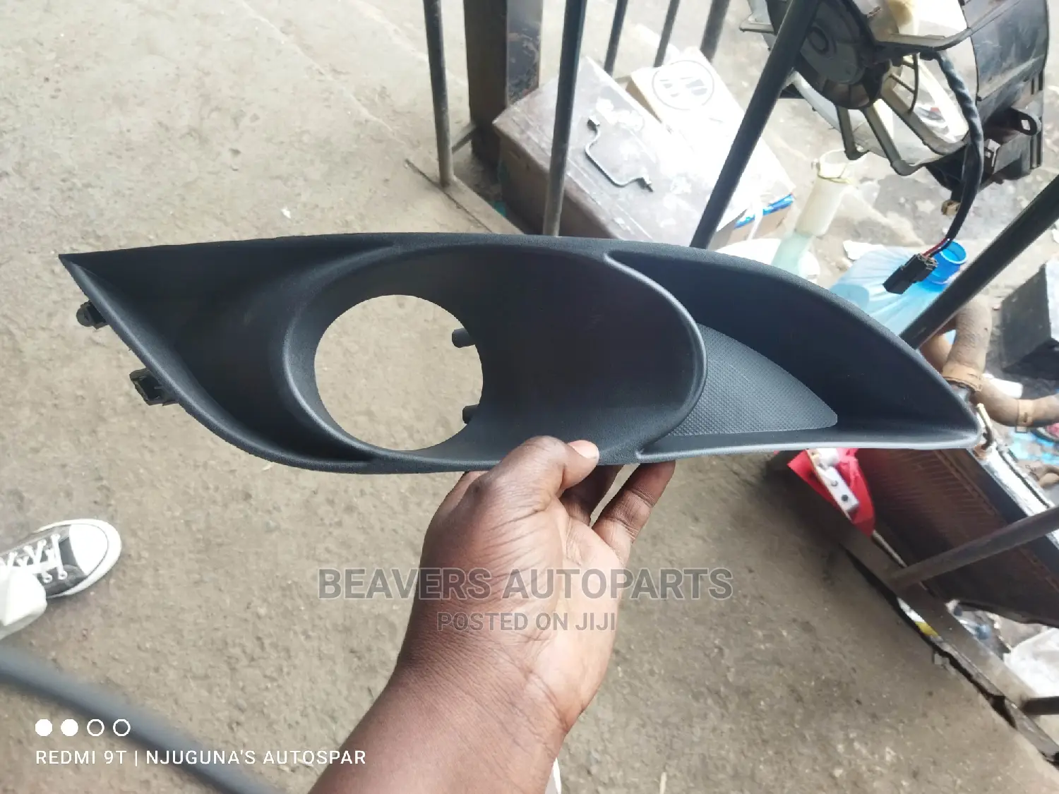 Auris 2005 Bumper Foglight Cover