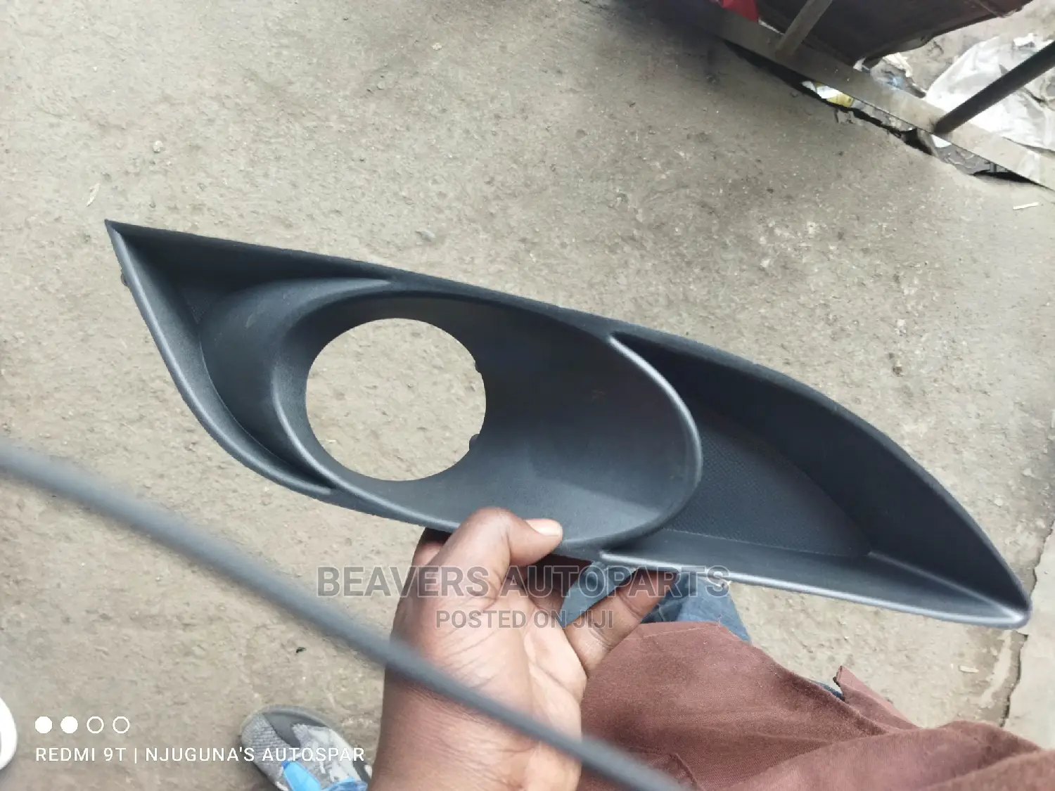 Auris 2005 Bumper Foglight Cover