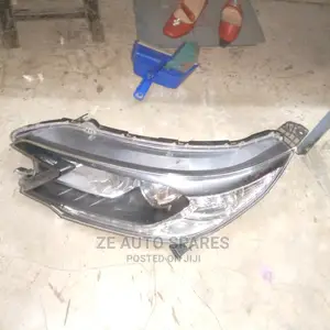 Rm1 Crv Headlight Xenon