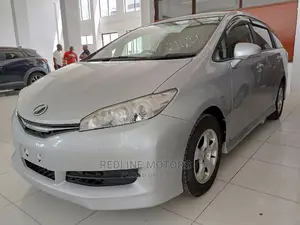 Toyota Wish 2016 Silver