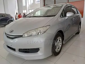Toyota Wish 2016 Silver