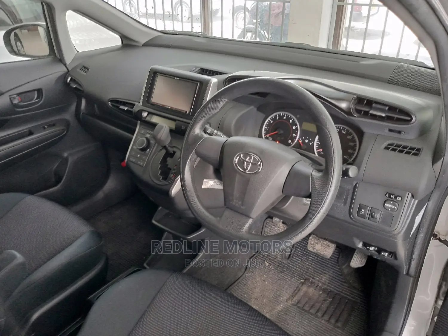 Toyota Wish 2016 Silver