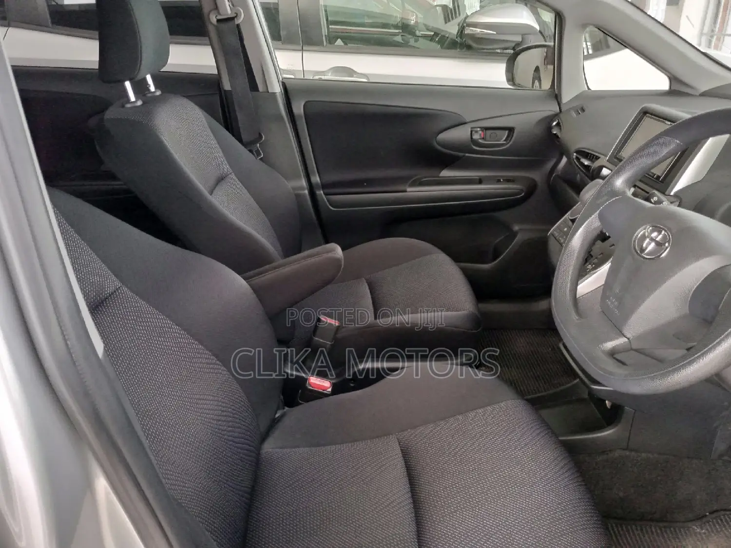 Toyota Wish 2016 Silver
