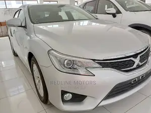 Toyota Mark X 2.5 AWD 2016 Silver