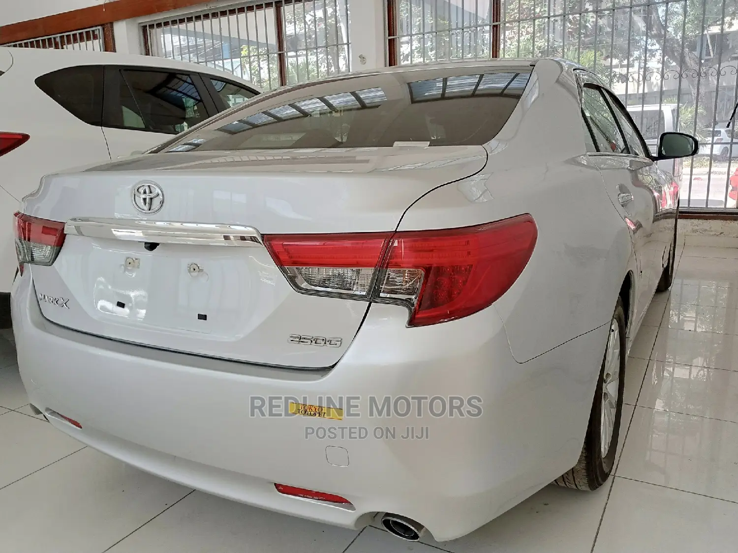 Toyota Mark X 2.5 AWD 2016 Silver