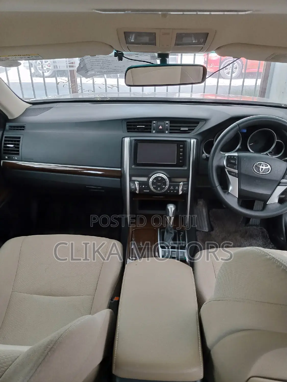 Toyota Mark X 2.5 AWD 2016 Silver