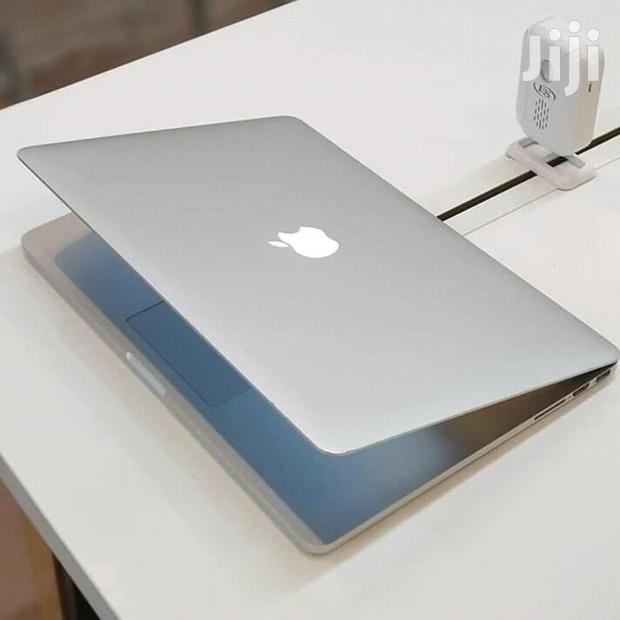 Laptop Apple MacBook Pro 4GB Intel Core i5 HDD 500GB - main view
