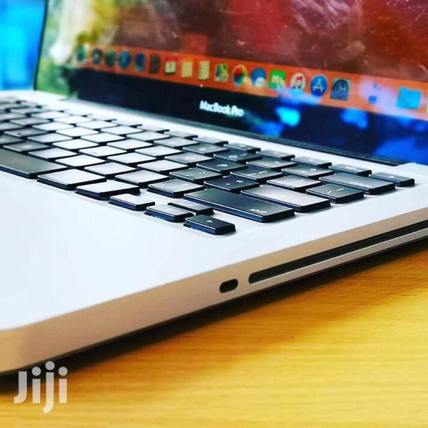 Laptop Apple MacBook Pro 4GB Intel Core i5 HDD 500GB - thumbnail 2