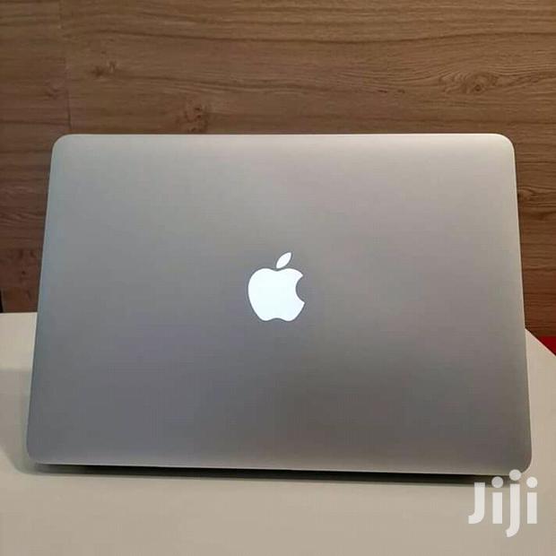 Laptop Apple MacBook Air 4GB Intel Core i5 SSD 256GB - thumbnail 2