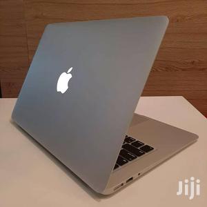 Laptop Apple MacBook Air 4GB Intel Core i5 SSD 256GB