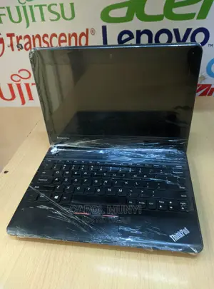 Laptop Lenovo ThinkPad X131e 4GB Intel Celeron HDD 500GB