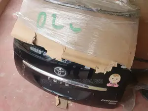 Toyota Isis New Model Boot/ Tailgate Assembly