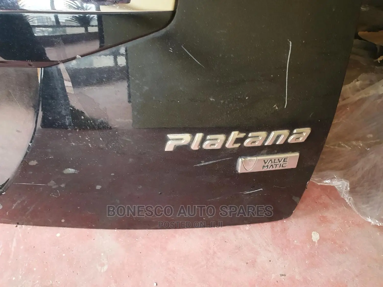 Toyota Isis Platana New Model Boot / Tailgate With Sensors