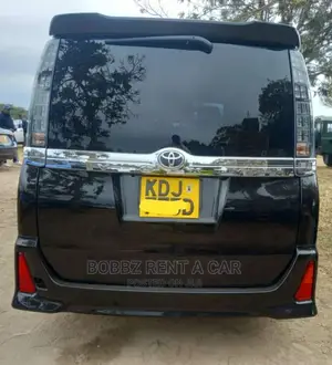 Toyota Noah Newest Model Available for Hire