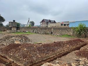 Commercial 100 By 100 Fts Plot Fronting The Tarmac Sigona. - thumbnail 2