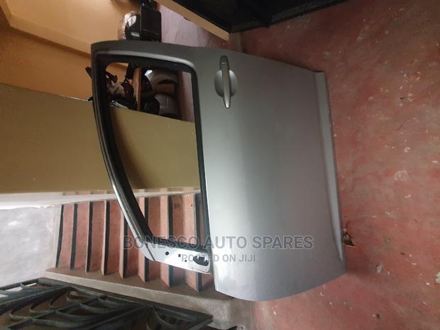 Toyota Wish Old Model Front Left Door - main view