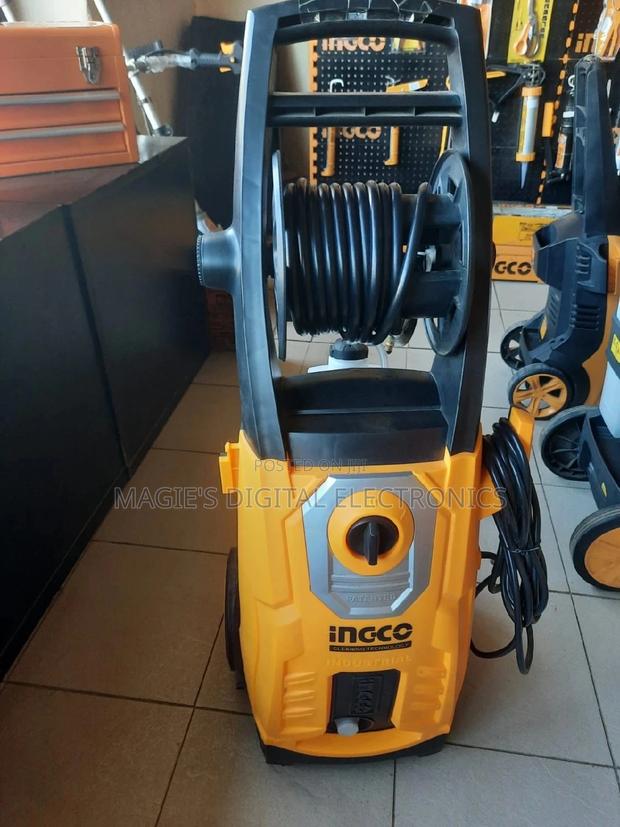 Pressure Washer 1800w - thumbnail 3