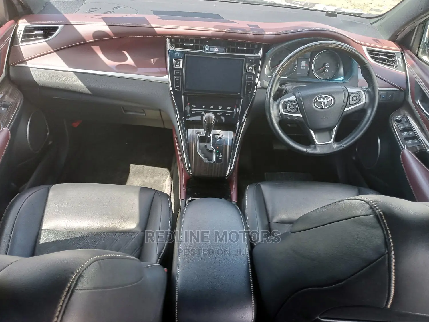 Toyota Harrier 2.5 Hybrid 4WD 2016 Brown