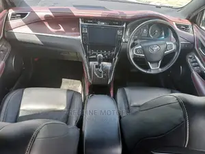 Toyota Harrier 2.5 Hybrid 4WD 2016 Brown