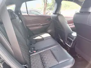 Toyota Harrier 2.5 Hybrid 4WD 2016 Brown
