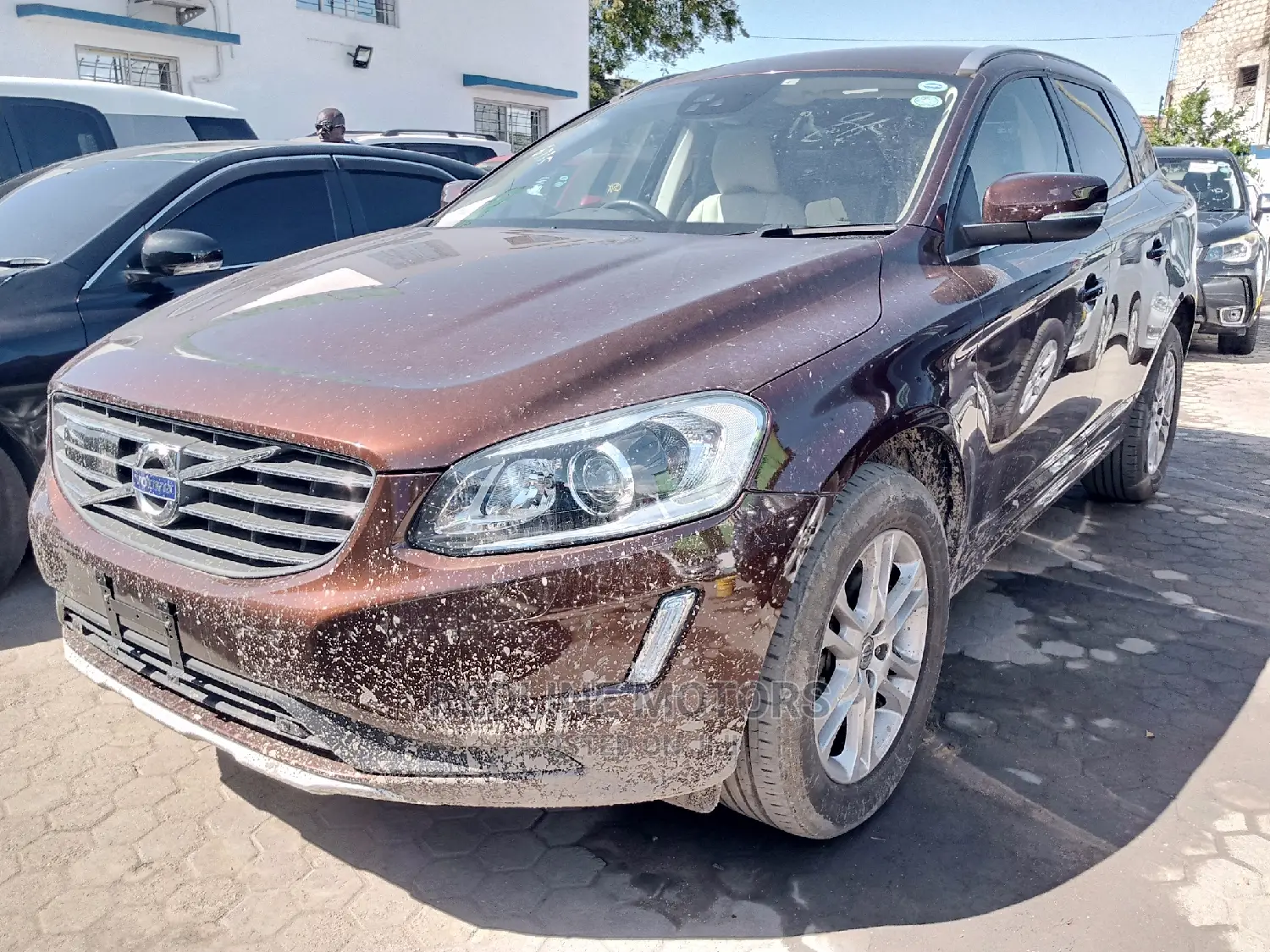 Volvo XC60 T5 AWD 2016 Orange