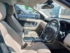 Land Rover Discovery 2016 Green