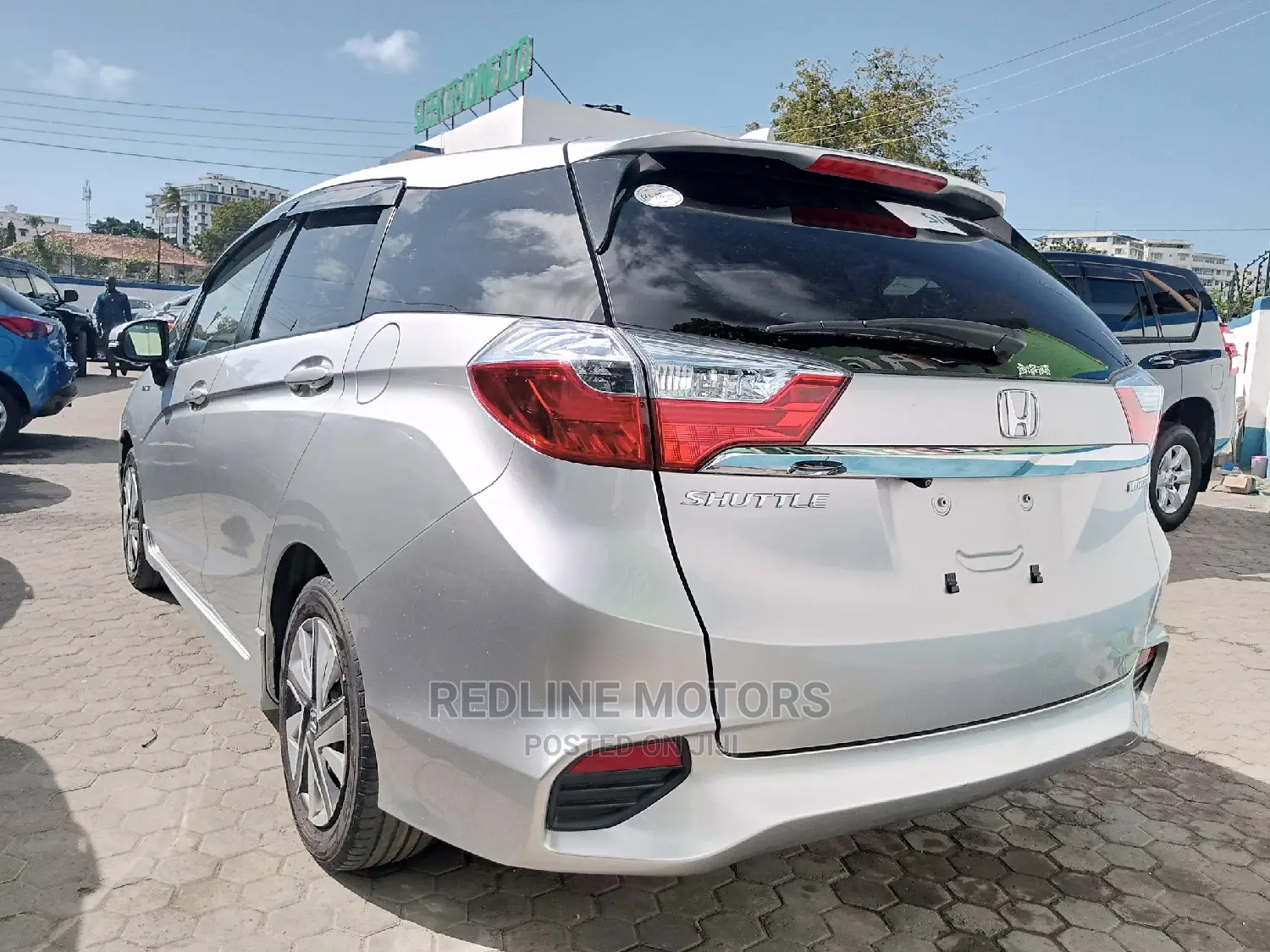 Honda Fit Shuttle 1.5 Hybrid 2WD 2016 Silver