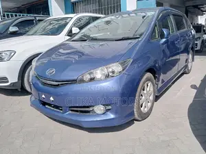 Toyota Wish 2016 Blue