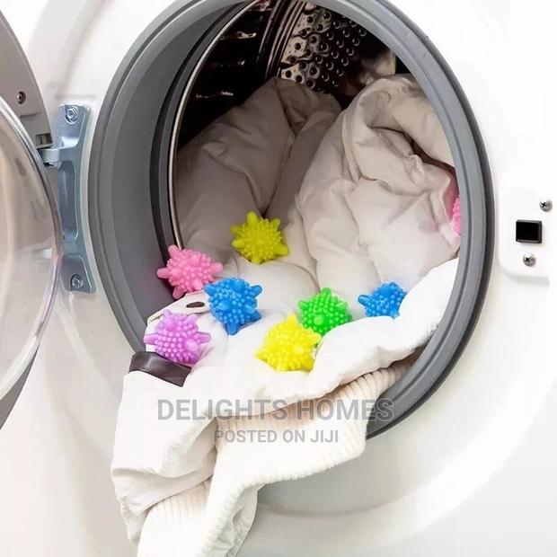 Reusable Magic Laundry Ball - thumbnail 2