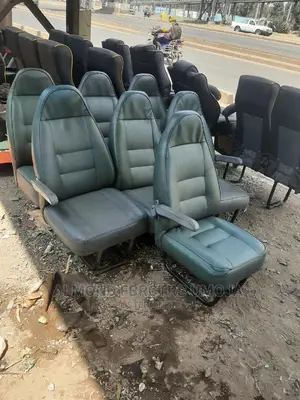 Tour Seats
